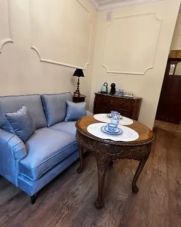 Antique Apartment *